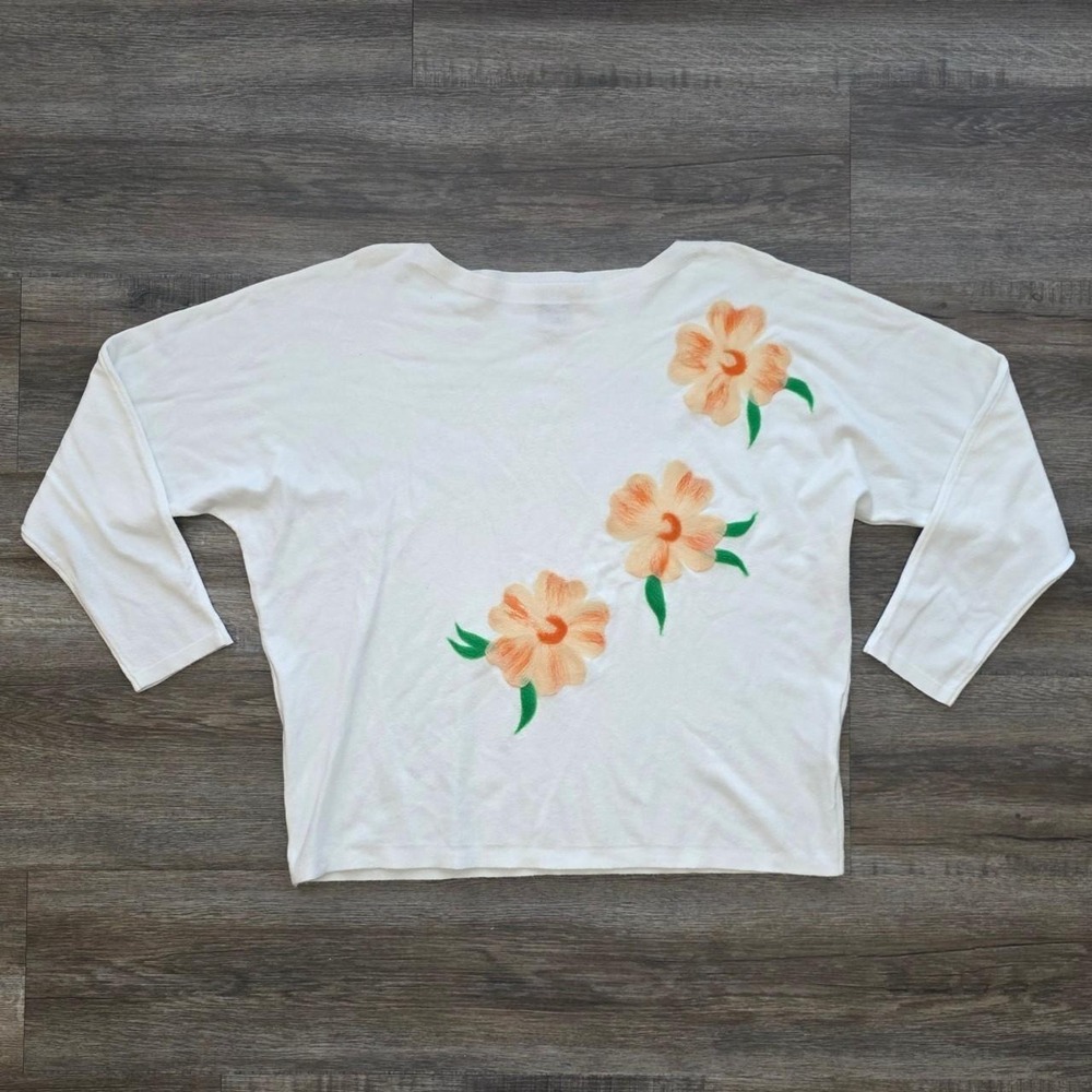 Aaeda White Floral Felted Applique Sweater XL Relaxed Fit Cottagecore Pullover